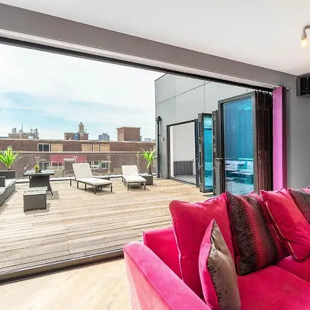 Ultimate Luxury Penthouse - Rooftop Terrace - Air Conditioning - Secure Parking - Long Term Only Birmingam